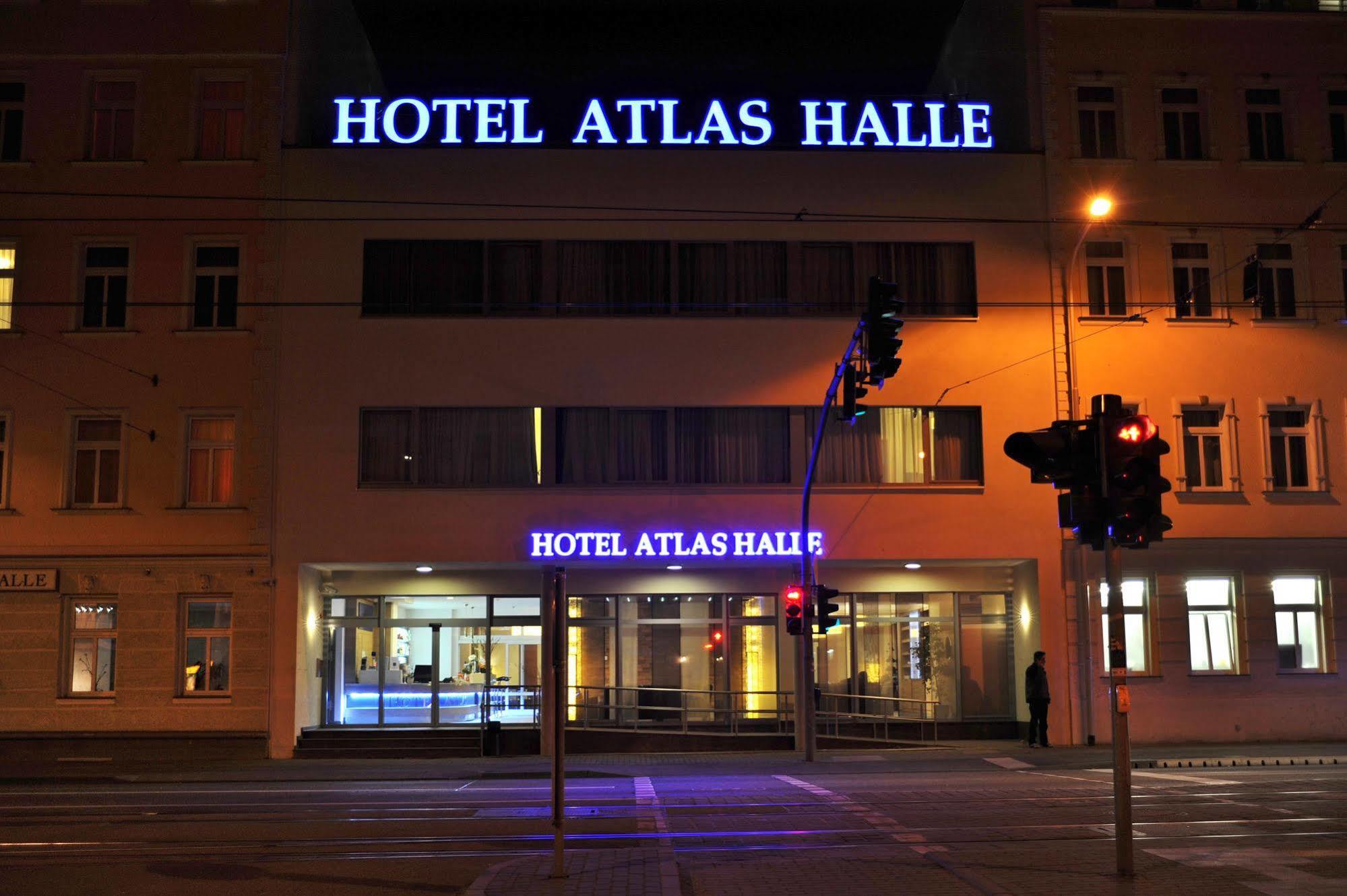 Hotel Atlas Halle Halle  ภายนอก รูปภาพ